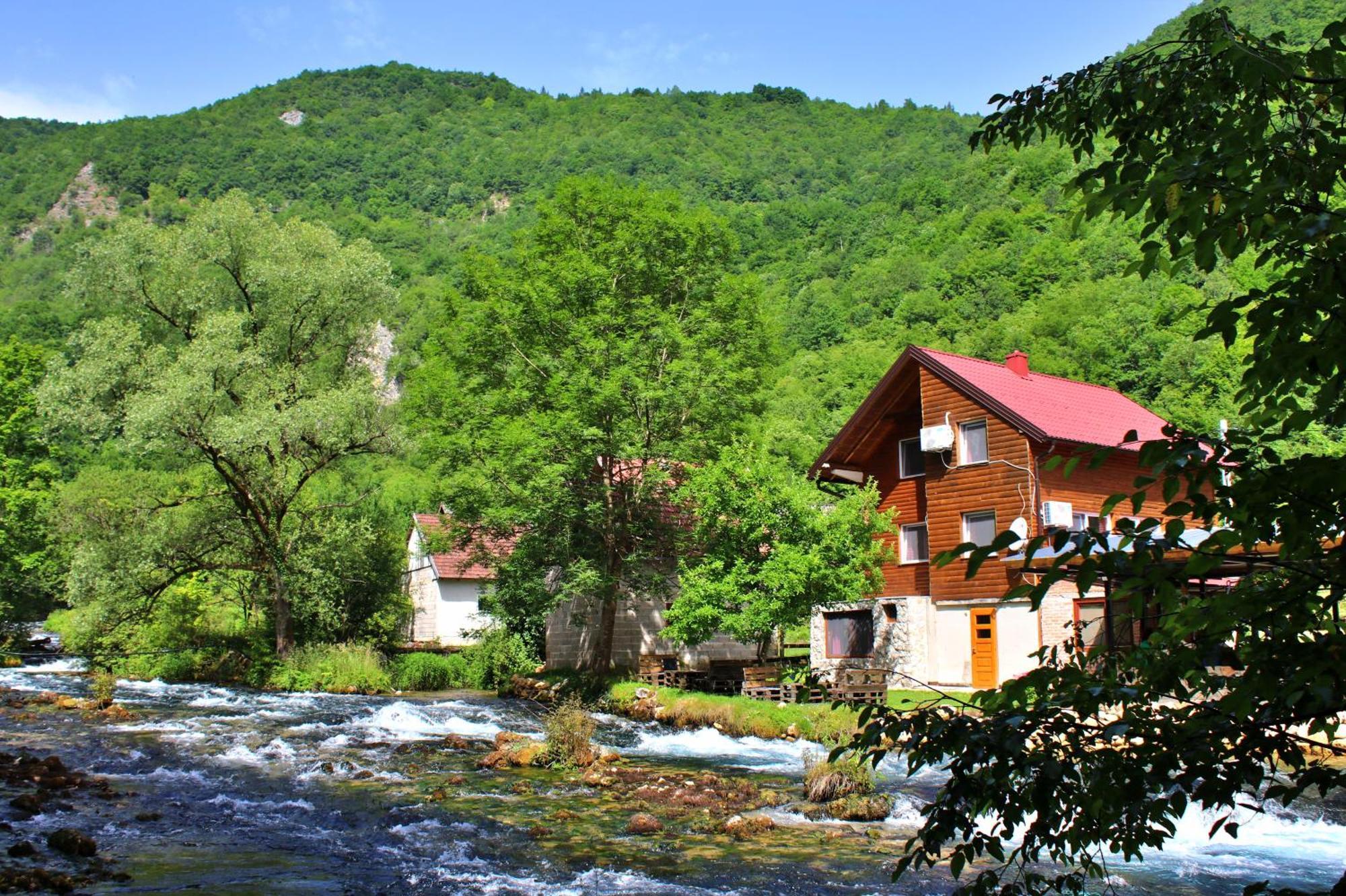 Domacinstvo Na Kraju Svijeta * Sipovo